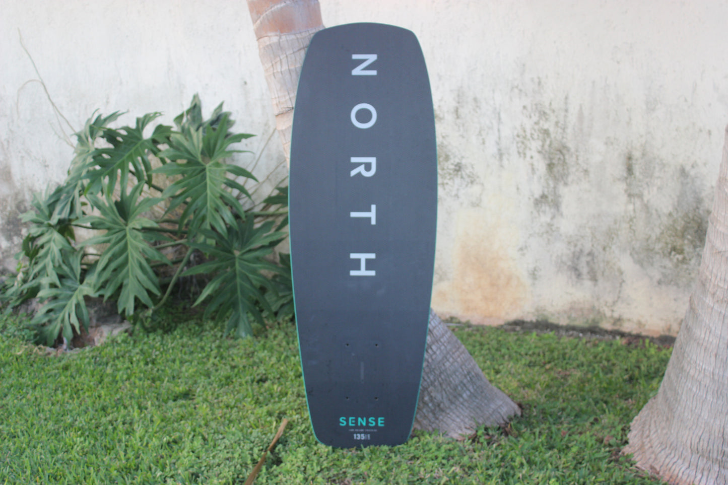 NORTH SONAR / SENSE 135cm 2023 - USADO